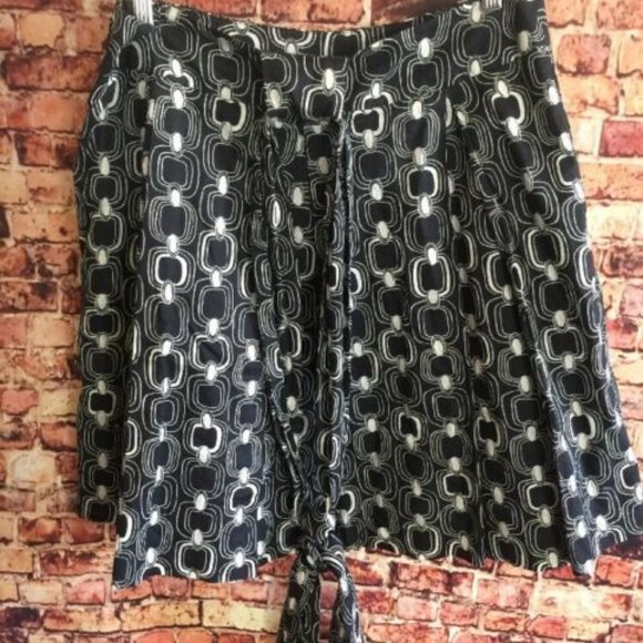 Becky & Max Blue White Geometric A-Line Skirt Size - Picture 4 of 4